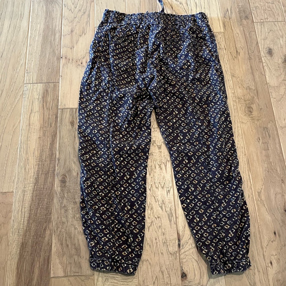 Anthropologie patterned brown tapered pants, size L - Picture 5 of 10